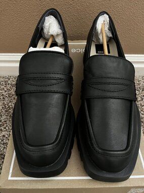 Dolce Vita Elias Black Loafers Size 10